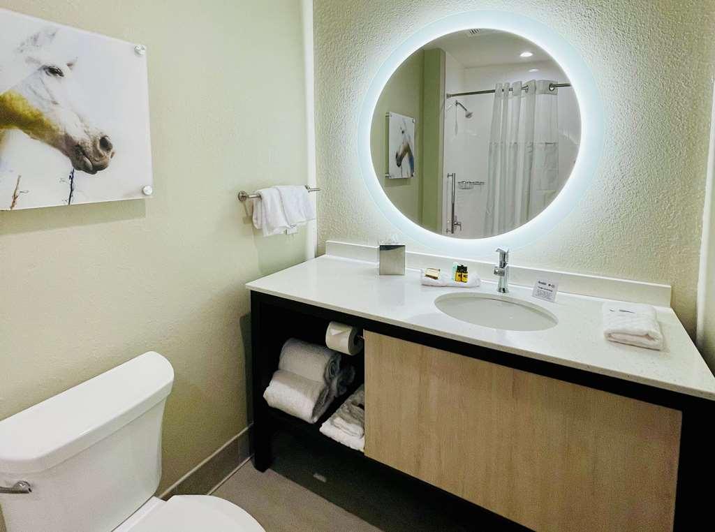 Best Western Plus Executive Residency Jackson Northeast Room photo